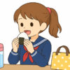 おにぎりを食べる女の子